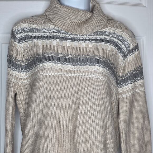 Jun & Ivy for Francesca's  Striped Turtleneck Knit Sweater Sz M - Picture 4 of 6